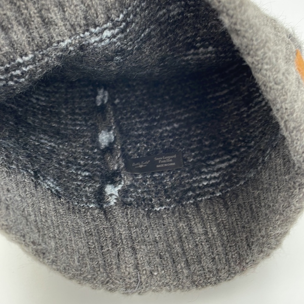 NWT Britt’s Knits Beanie Snow Leopard with Pom Dark Gray - Picture 5 of 6